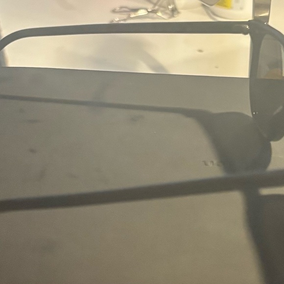 Ray-Ban Classic Black Sunglasses - Picture 4 of 9